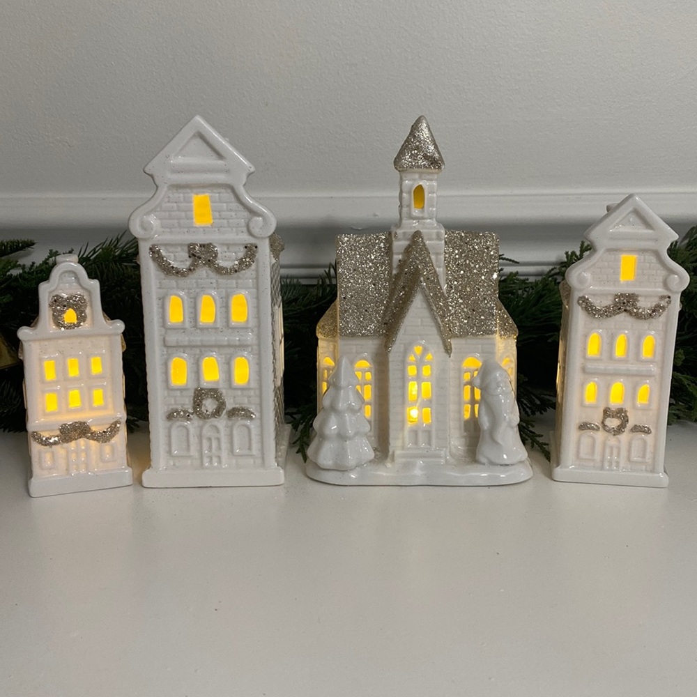 White christmas led houses